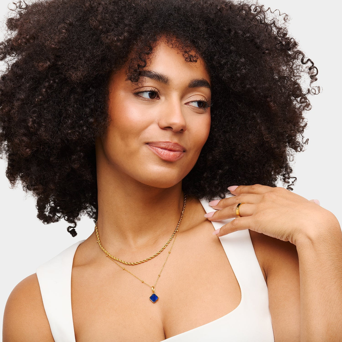 Blue Lace Agate Clover Pendant Necklace (Gold)