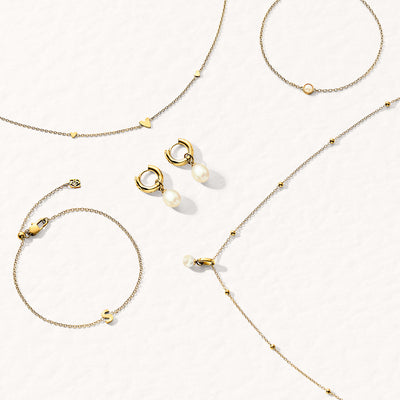 Pearl Drop Huggie Earring Bridesmaid Gift Set (Gold)