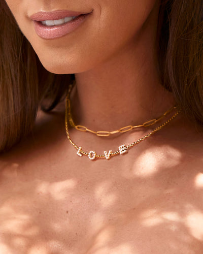 Pearl Custom Name Necklace (Gold)